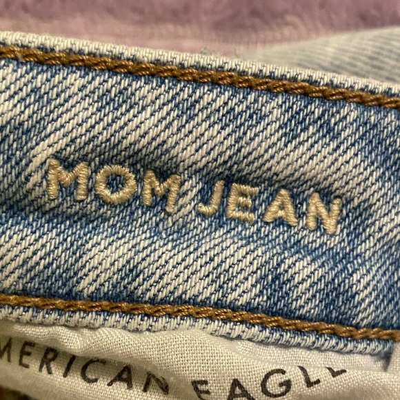 American eagle mom jean - Picture 2 of 7